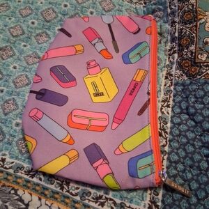3 Colorful Cosmetic Print  Makeup Pouch Estee LAUDER LISA PERRY CLINIQUE